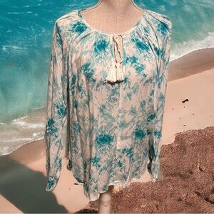 Love Stitch boho top, aqua & white. Sz medium